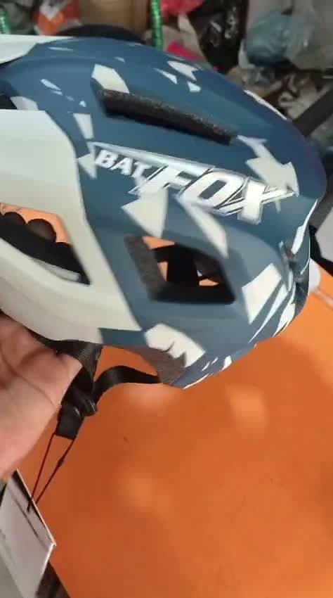 BATFOX Blue White Helmet